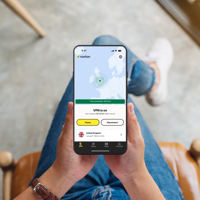Telefone com “VPN ativada” na tela